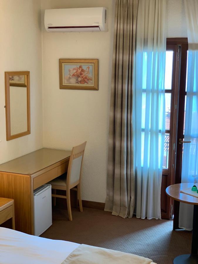 Boutique Hotel Parnassia Arachova Bagian luar foto