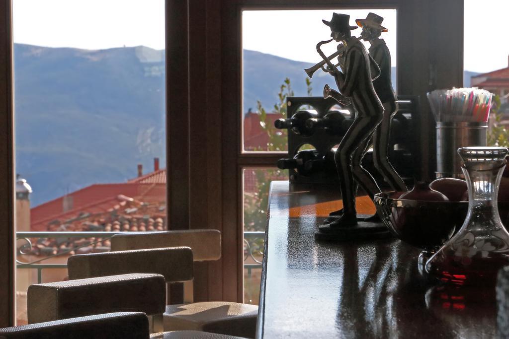 Boutique Hotel Parnassia Arachova Bagian luar foto