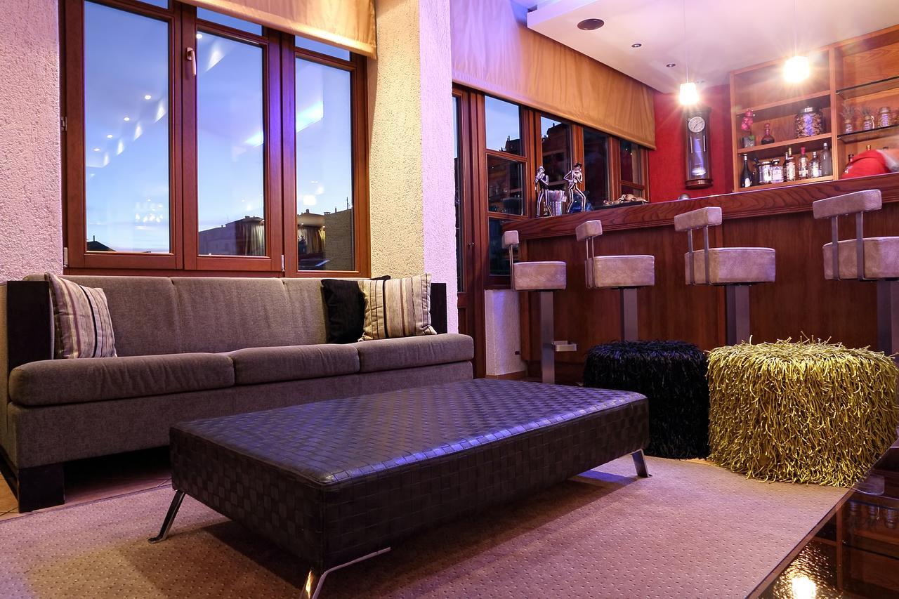 Boutique Hotel Parnassia Arachova Bagian luar foto